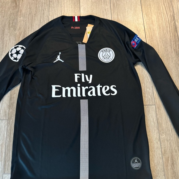 Paris Saint Germain 18/19 Neymar Jr 10 - Picture 4 of 5